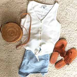 American eagle Sandals size 9